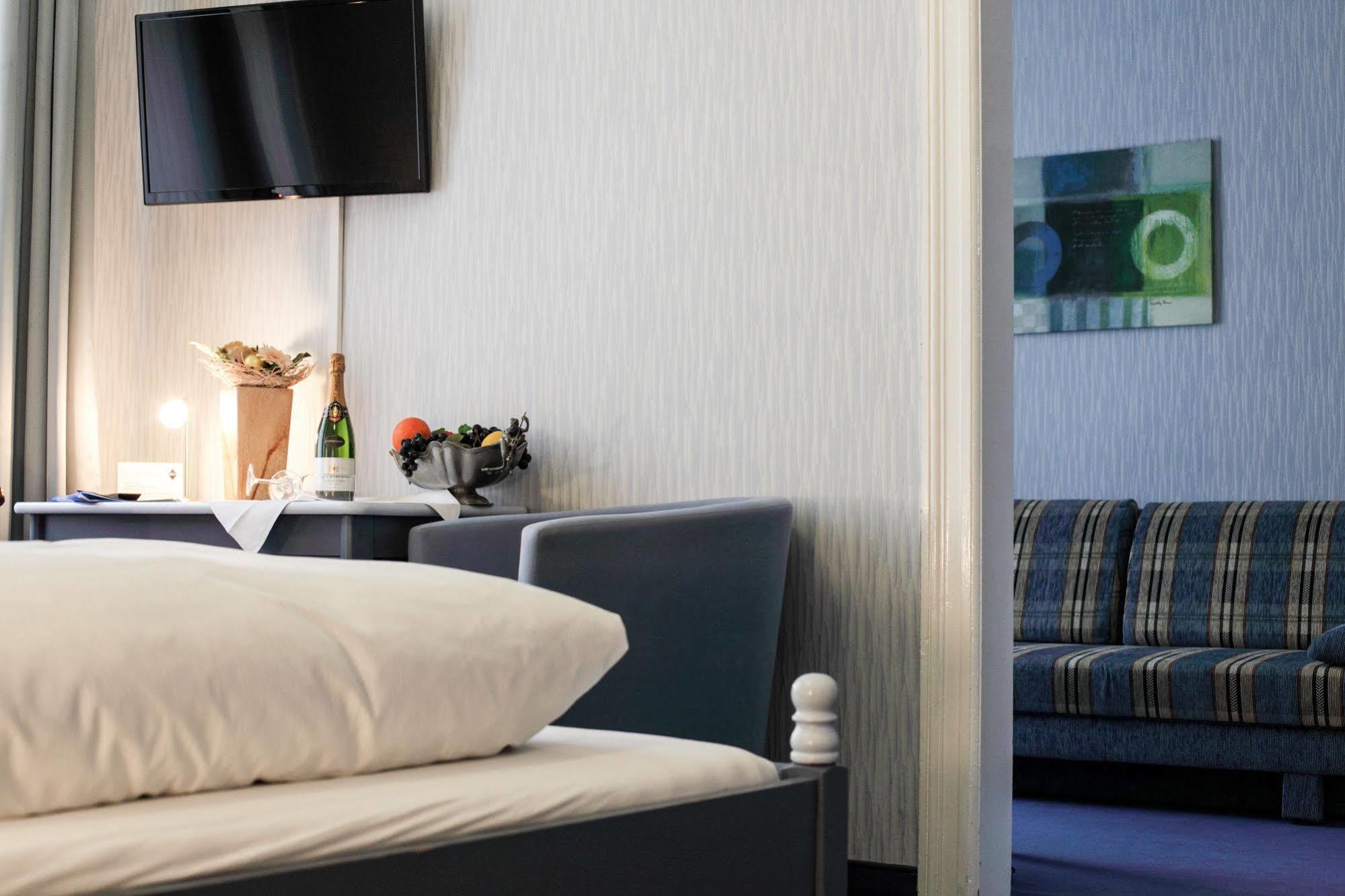 Hotel Silesia Гёрлиц Экстерьер фото