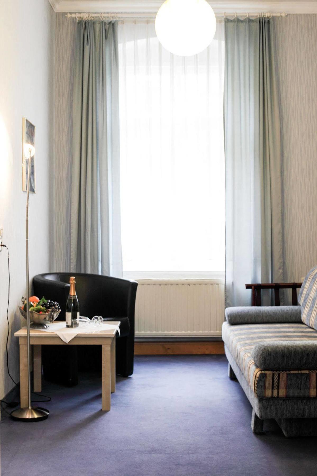 Hotel Silesia Гёрлиц Экстерьер фото